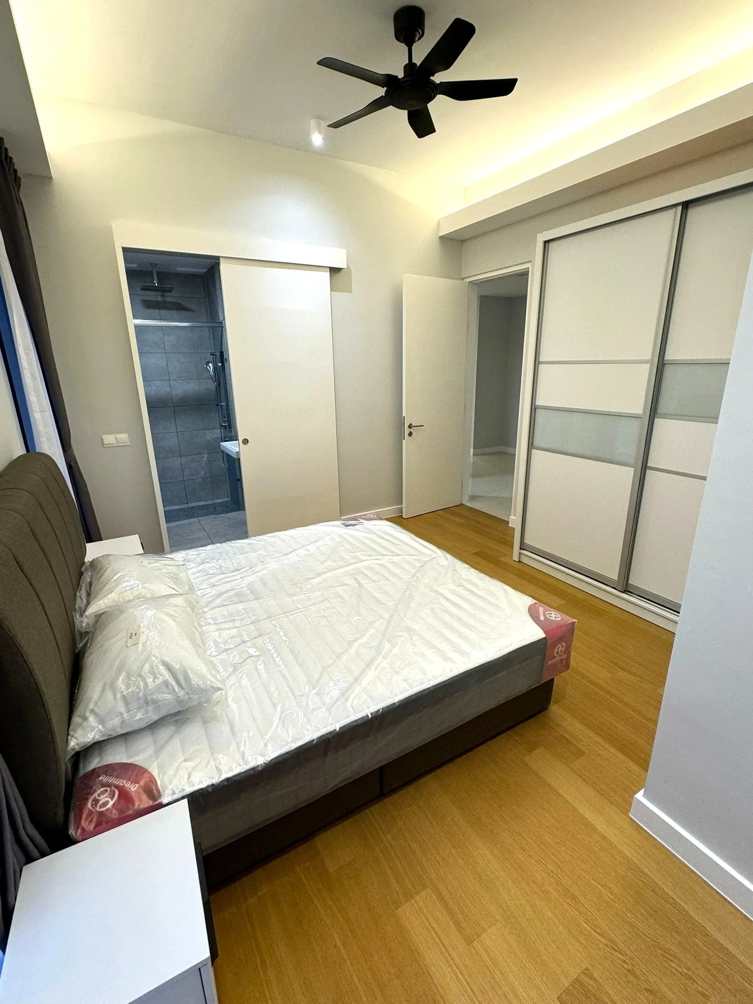 Sentral Suites KL Sentral room property photo 7