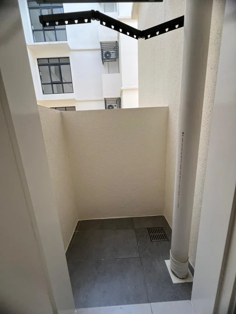 Laurel Residence room property photo 7
