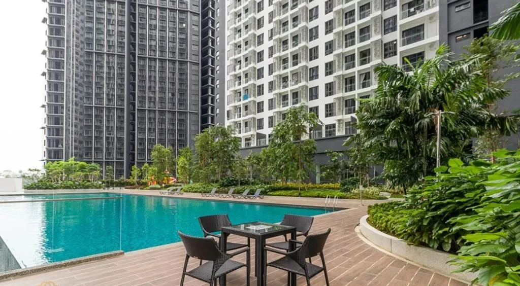 SouthLink Lifestyle Apartments unit property photo 3