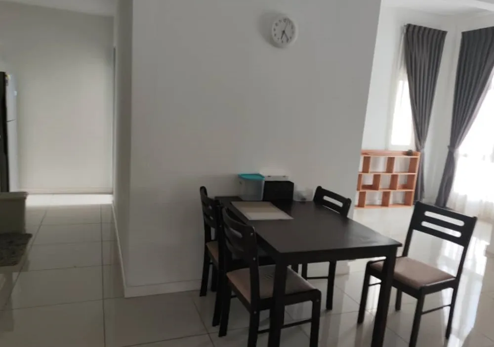 Urbana Residences unit property photo 10