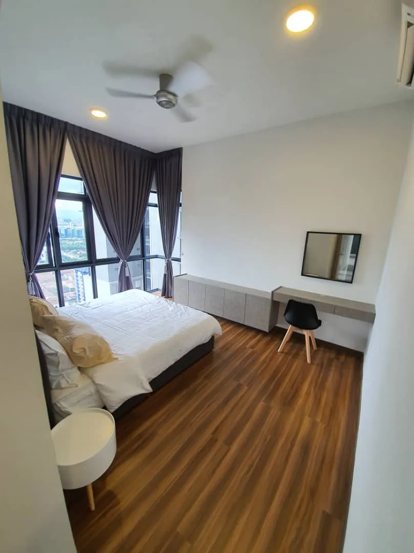 Inwood Residences unit property photo 8