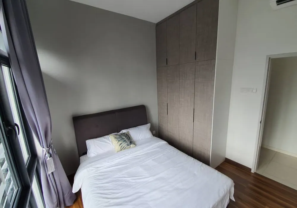 Inwood Residences unit property photo 12