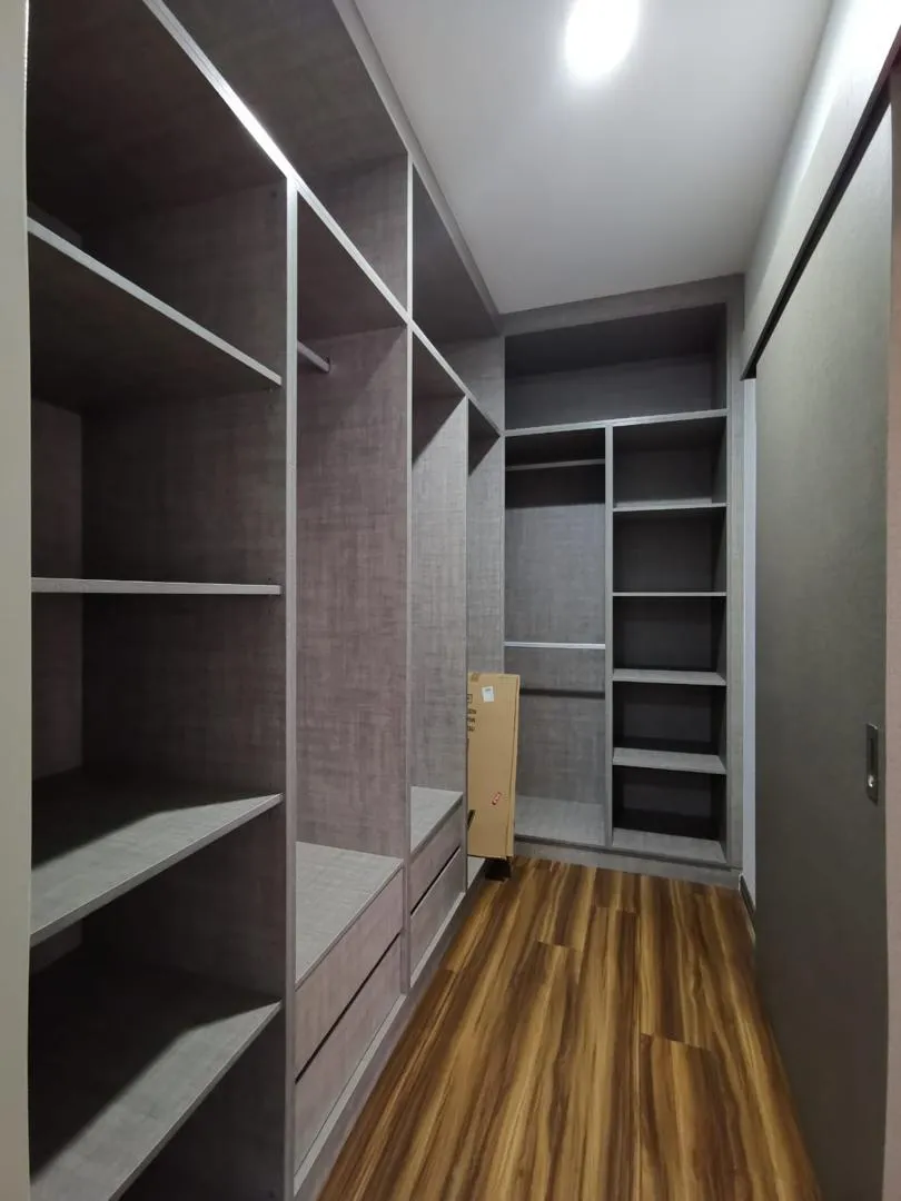 Inwood Residences unit property photo 8