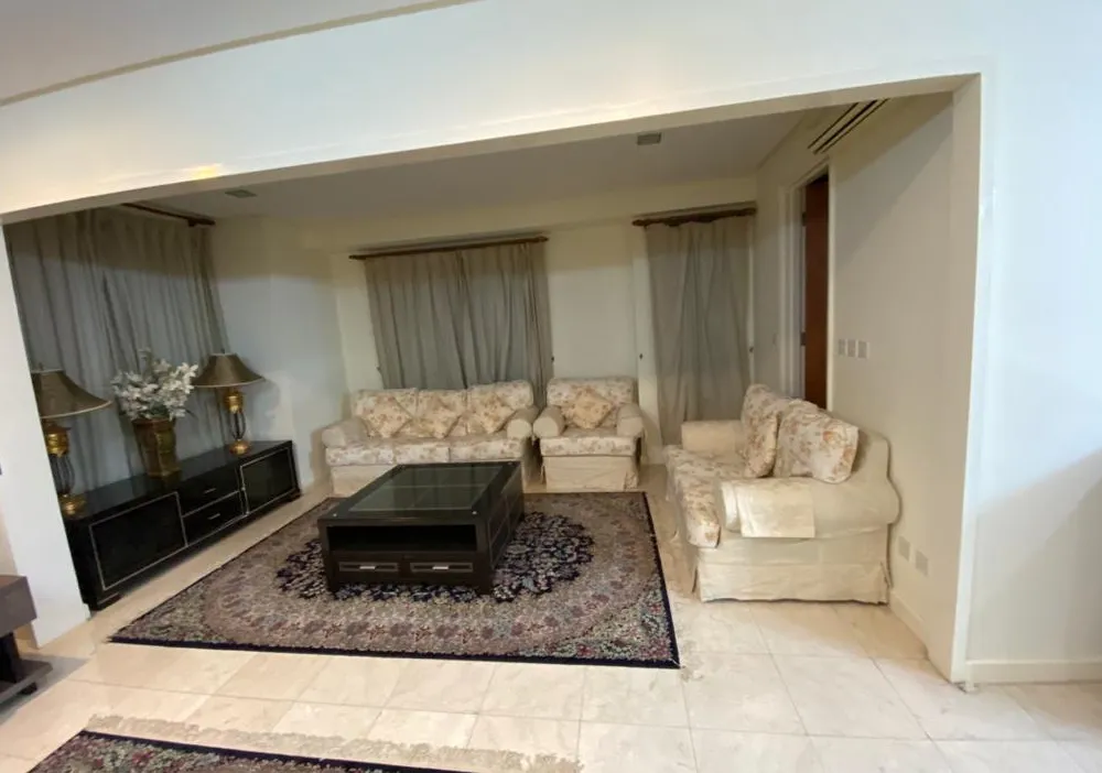 The Capsquare Residences unit property photo 3