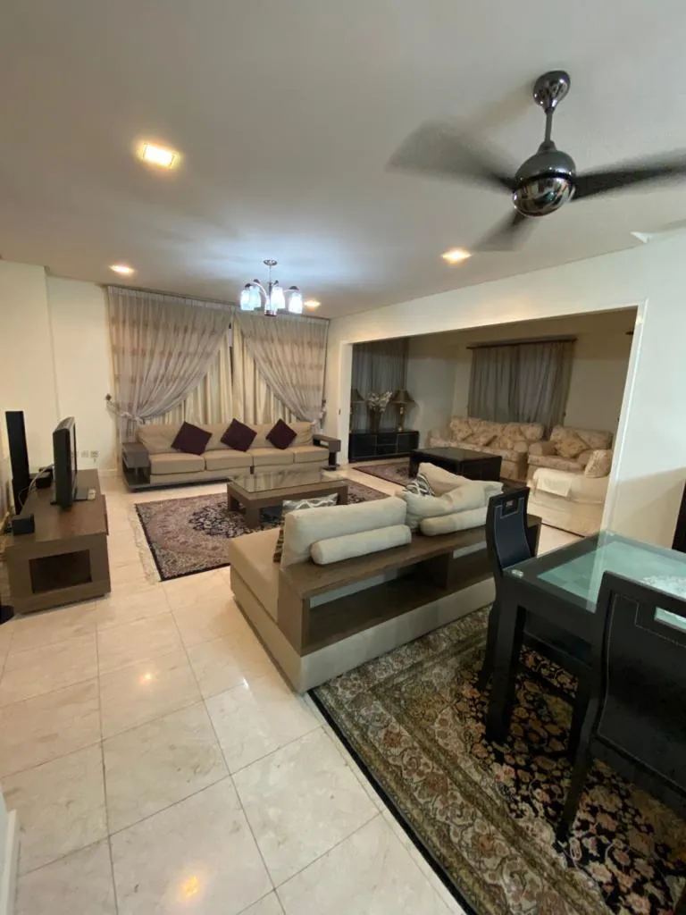The Capsquare Residences unit property photo 14