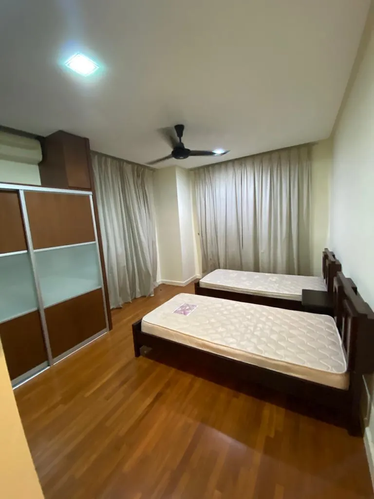 The Capsquare Residences unit property photo 42