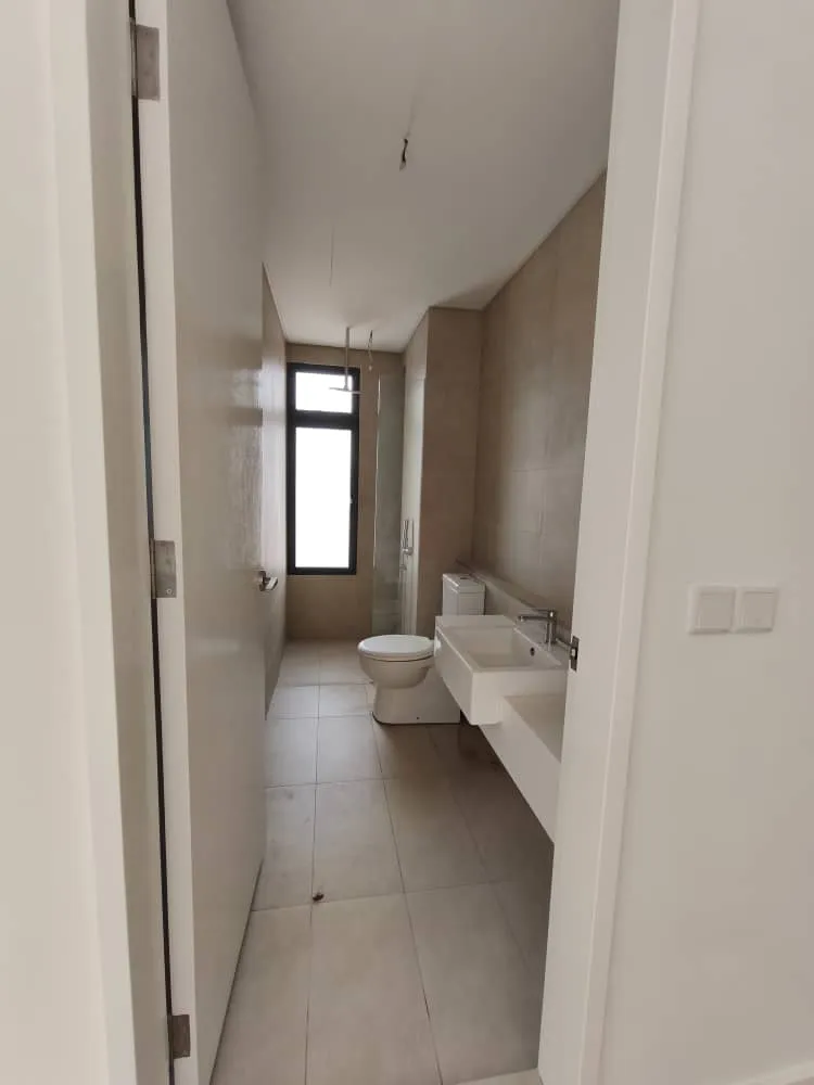The Legacy OUG unit property photo 8