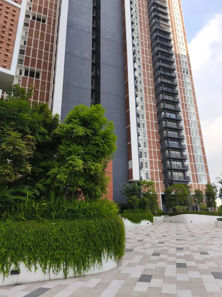 The Legacy OUG unit property photo 17