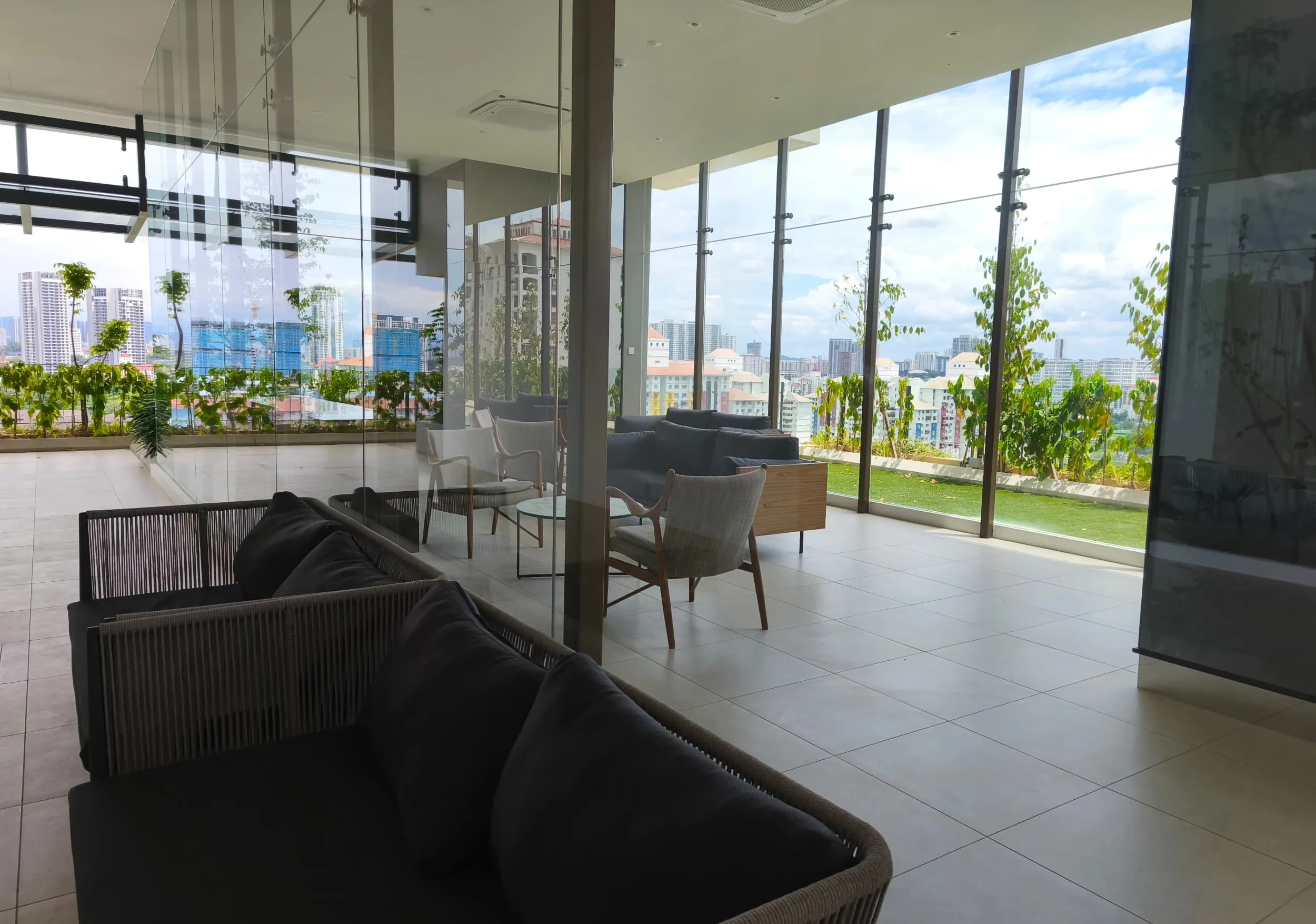 Laurel Residence unit property photo 15