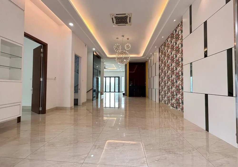 Country Heights Damansara unit property photo 2