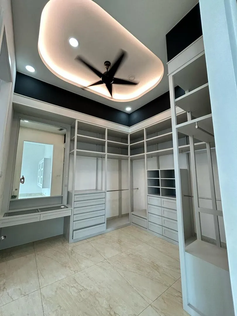 Country Heights Damansara unit property photo 28