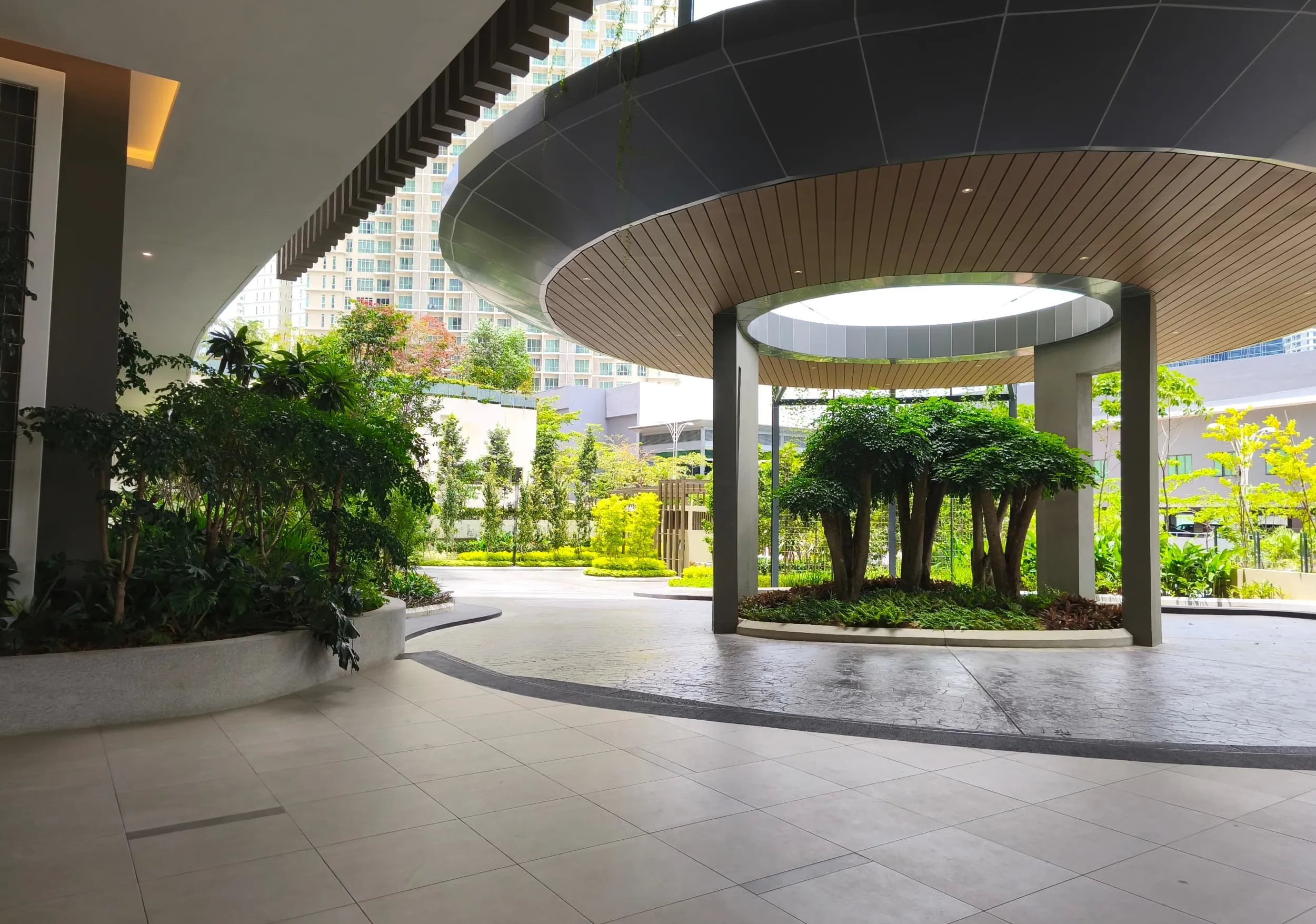 Laurel Residence unit property photo 9