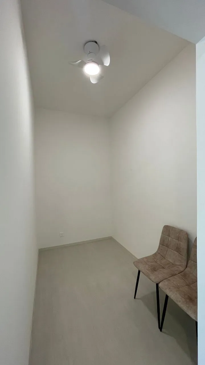 Laurel Residence unit property photo 6