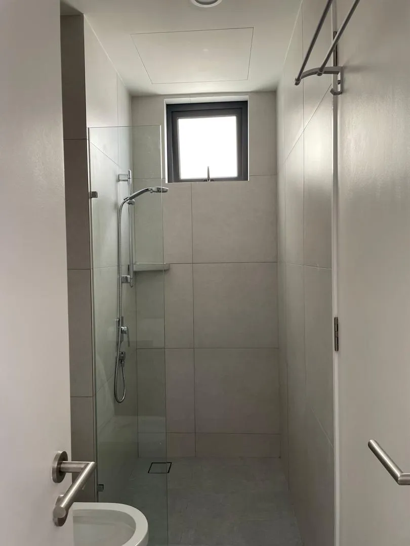 Laurel Residence unit property photo 5