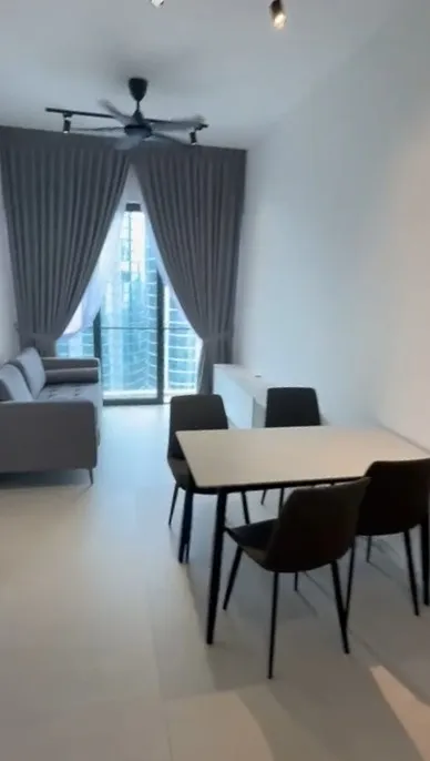 Laurel Residence unit property photo 1