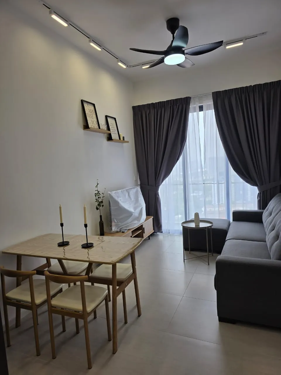 Laurel Residence unit property photo 1