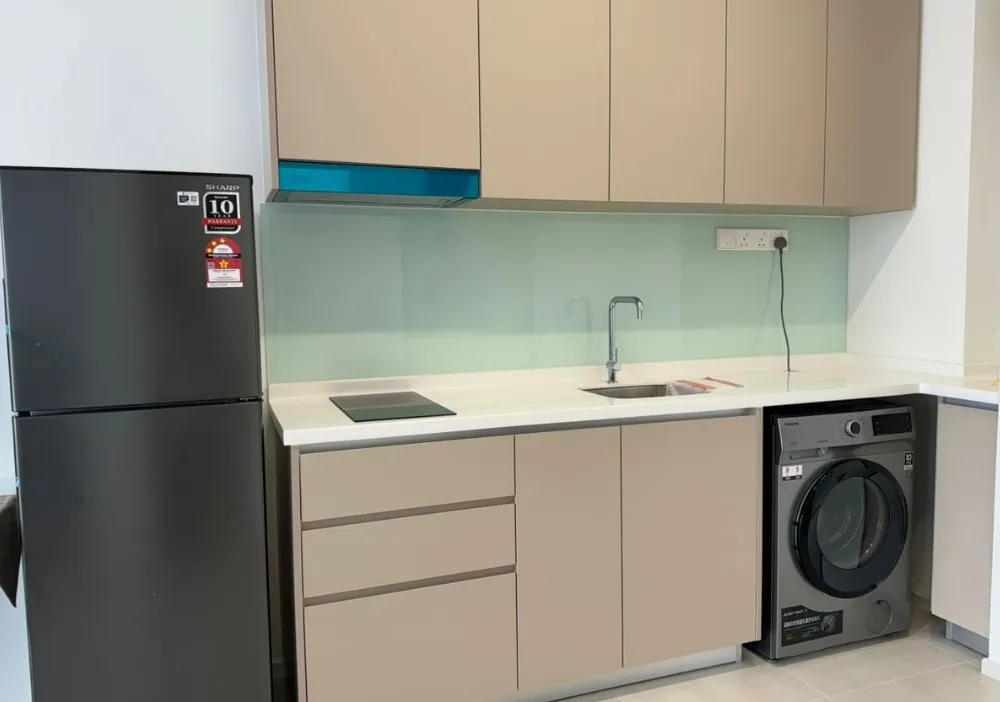 Laurel Residence unit property photo 10