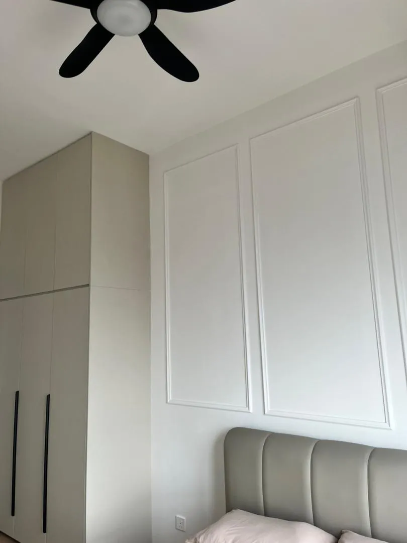 Laurel Residence unit property photo 6