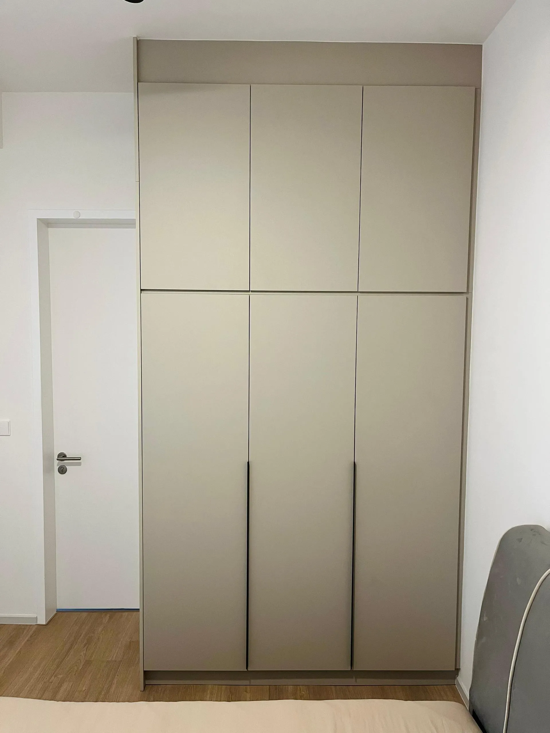 Laurel Residence unit property photo 7