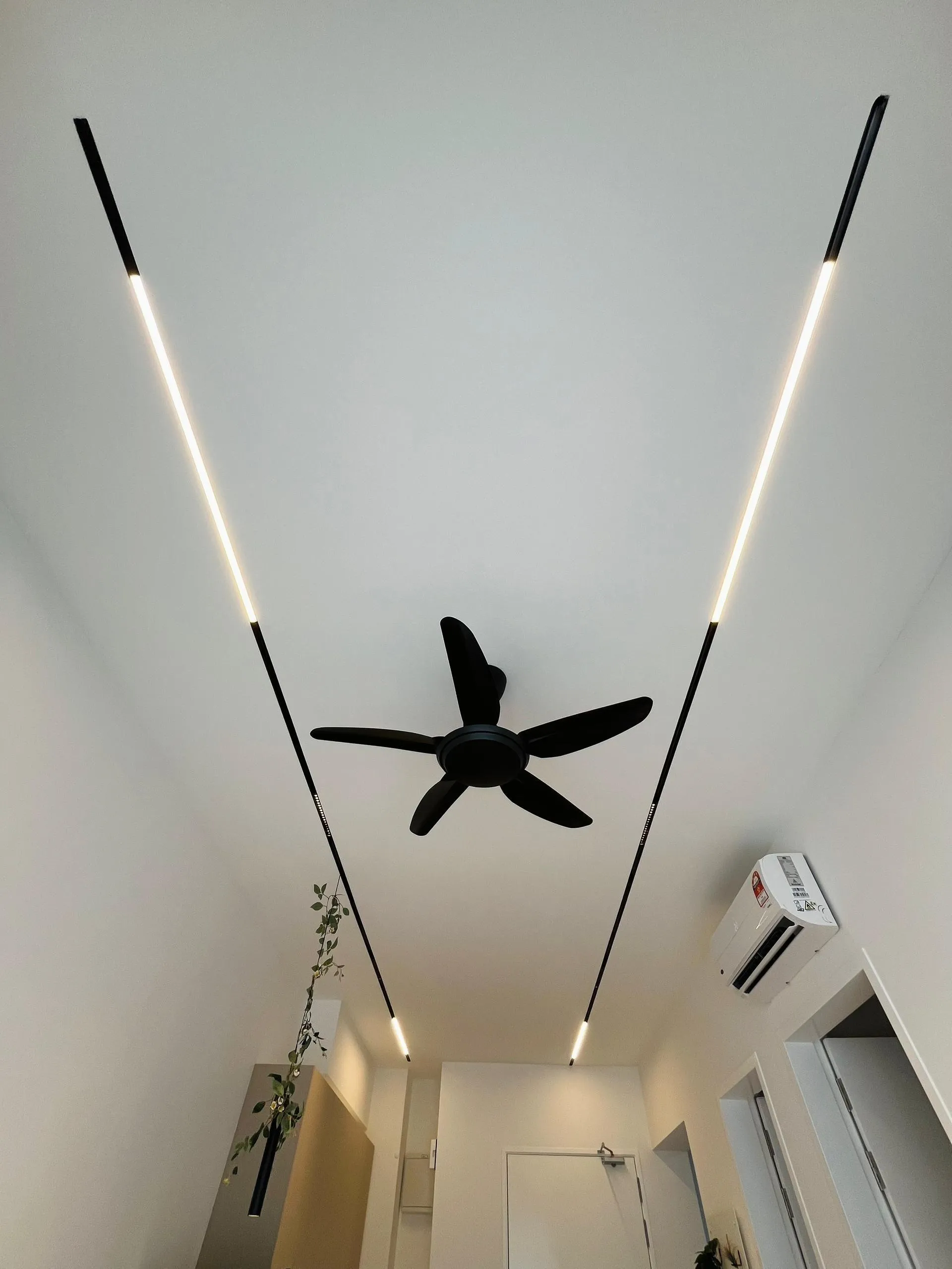 Laurel Residence unit property photo 9