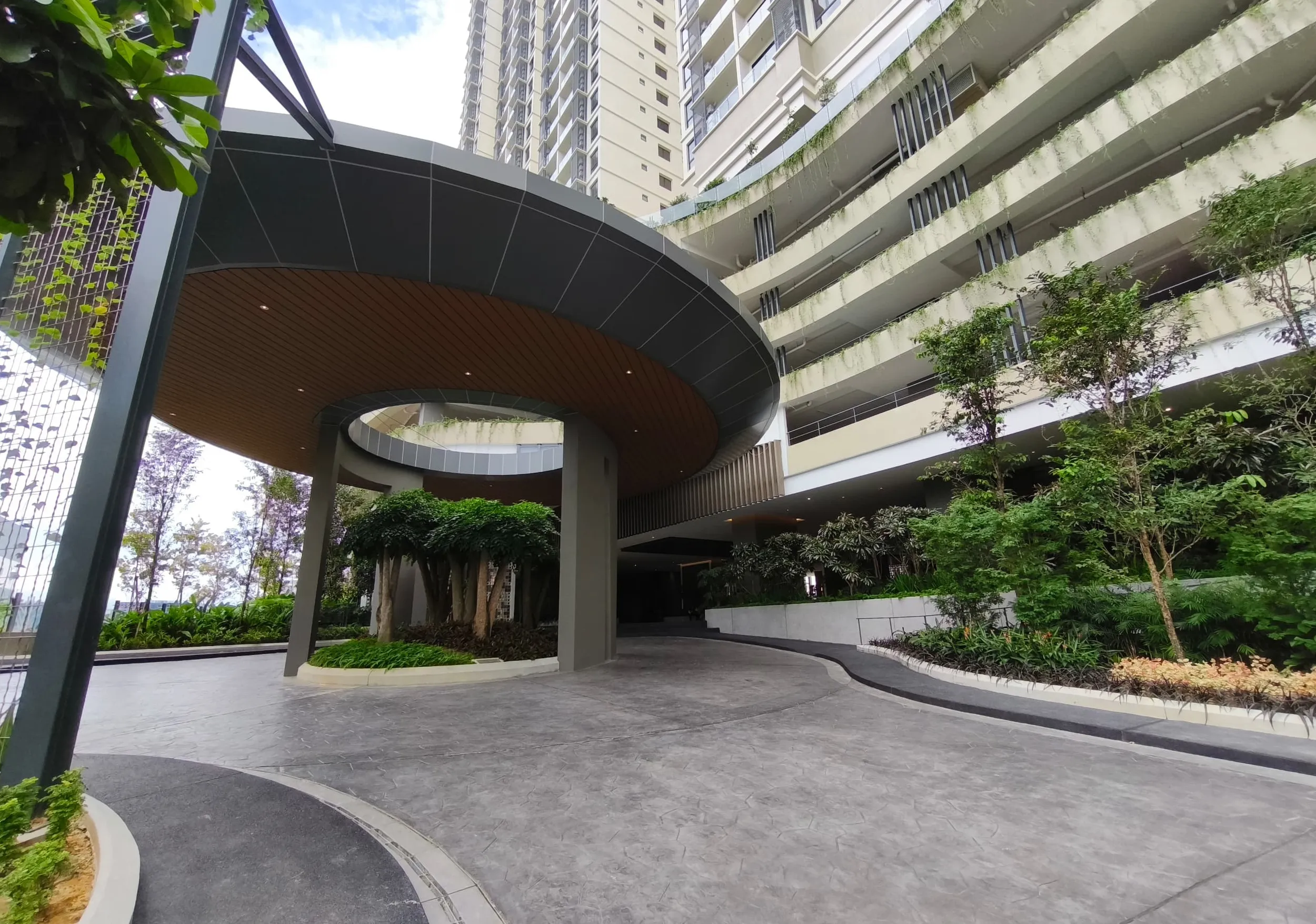 Laurel Residence unit property photo 6