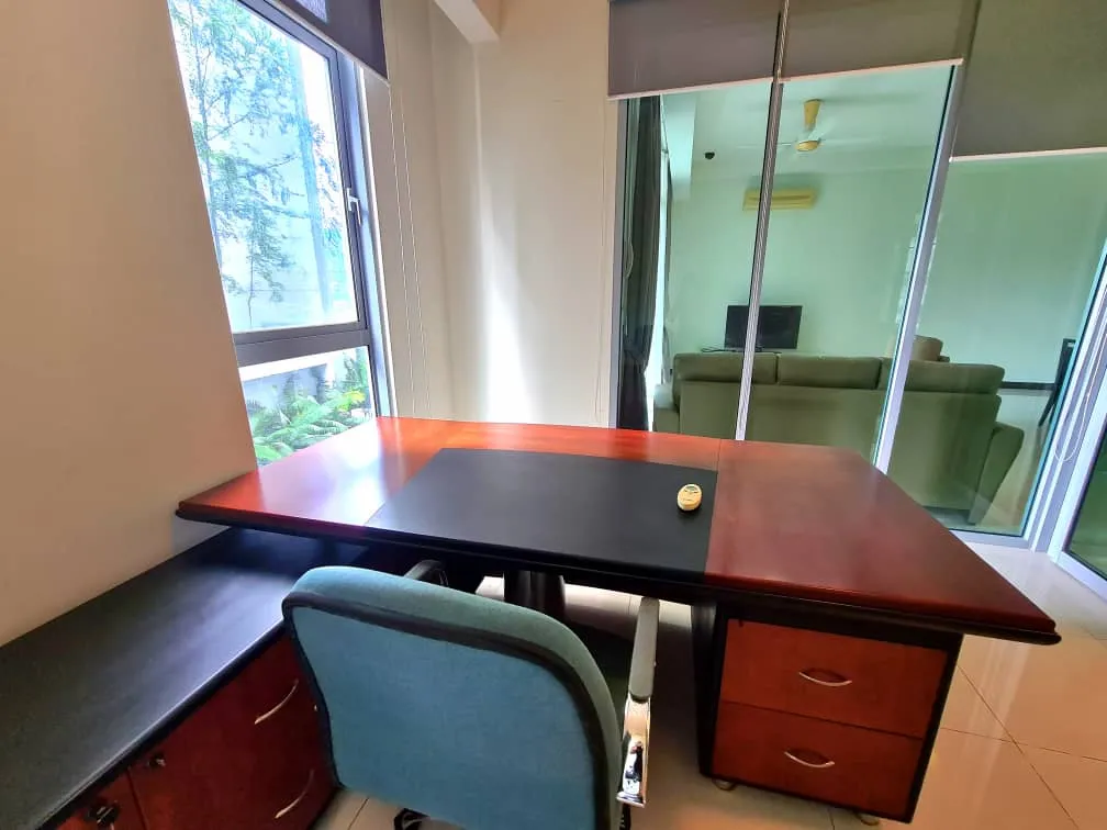 Hampshire Residences unit property photo 10