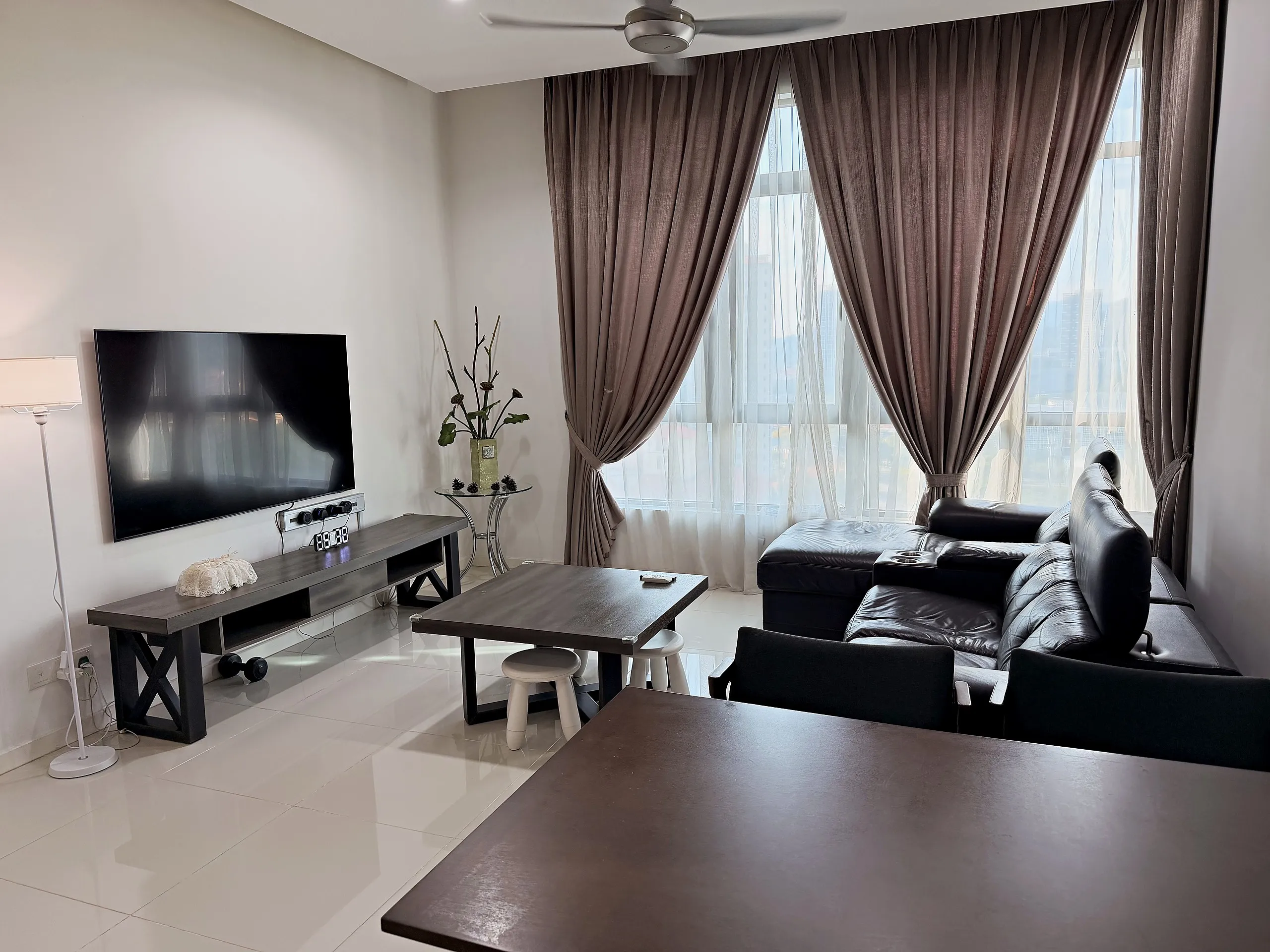 Tropicana Avenue Serviced Residence Rent listing