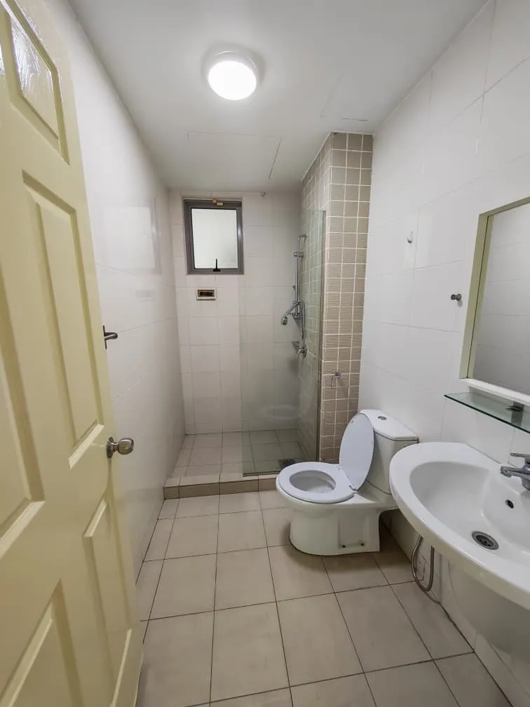 Zenia Garden Condo unit property photo 7