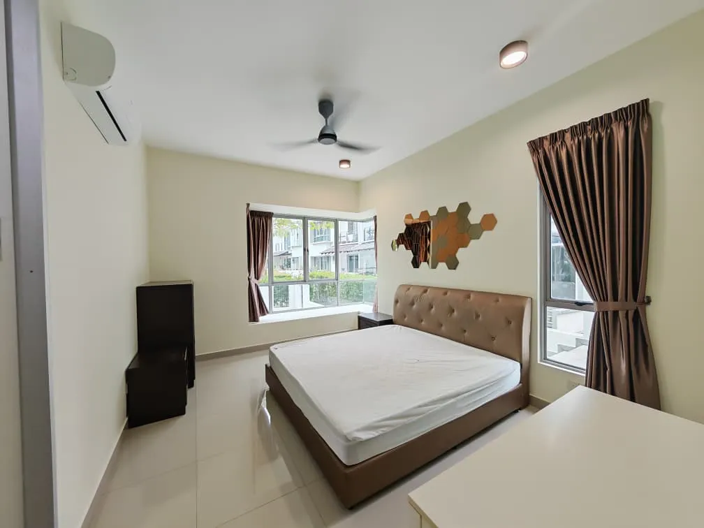 Zenia Garden Condo unit property photo 9