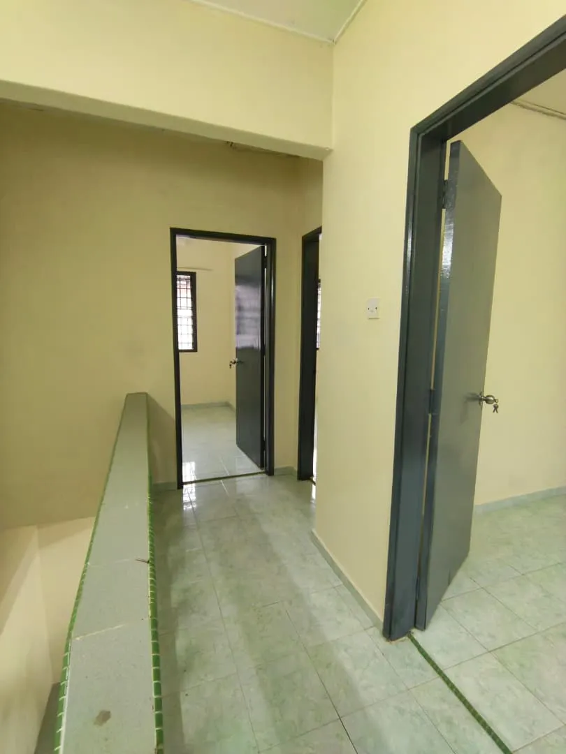 Taman Subang Indah 3 bedroom unit property photo 9