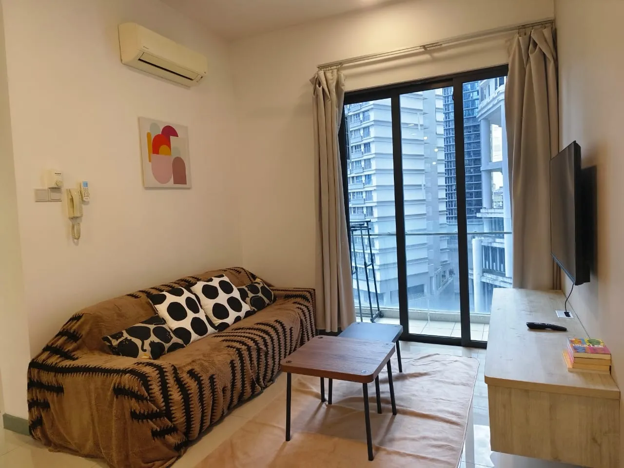 South View Serviced Apartments 2 bedroom unit property photo 3