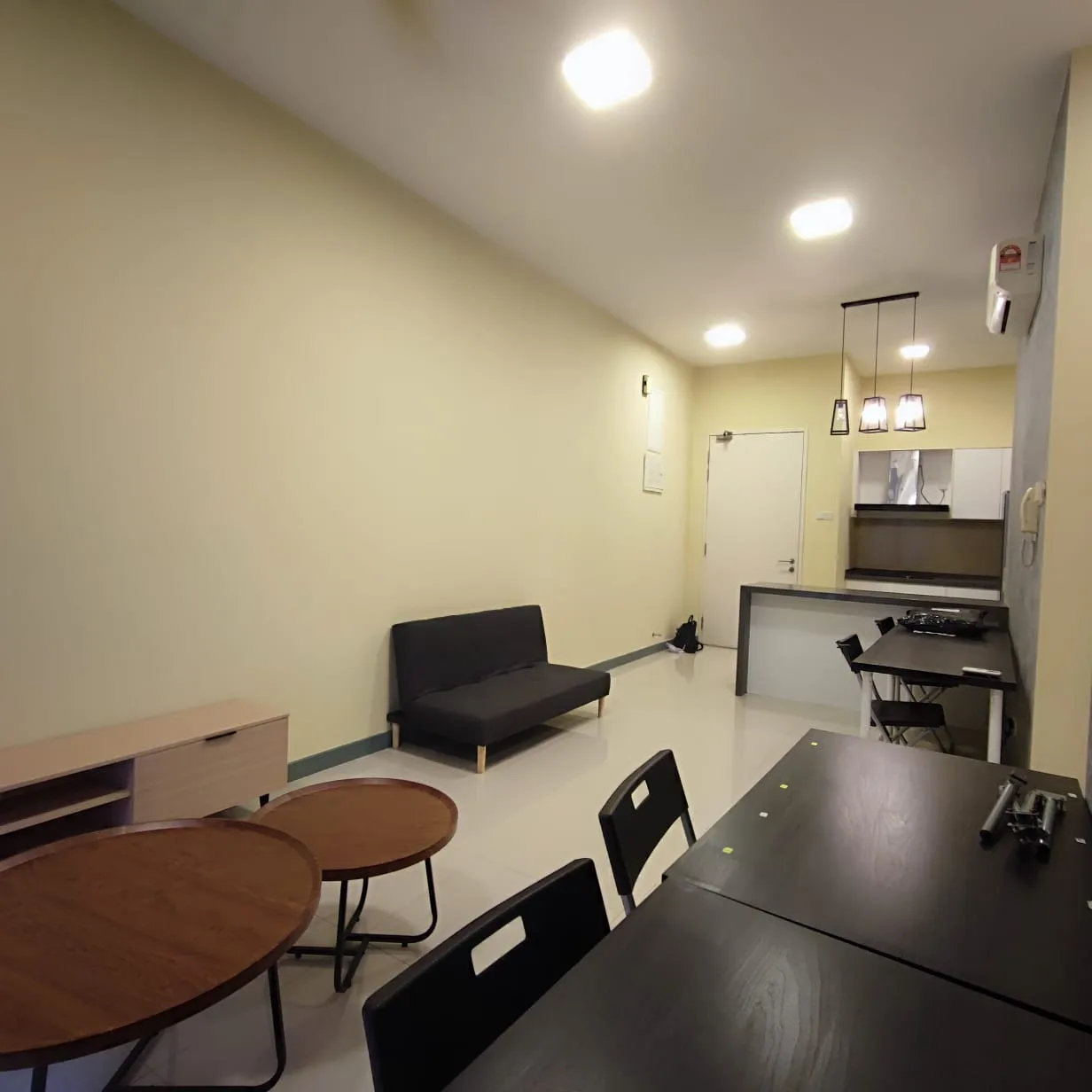 South View Serviced Apartments | 815 sq.ft